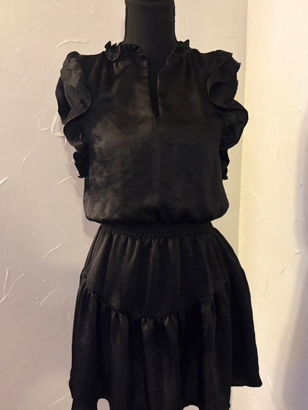 Steve Madden Black Sleeveless Dress with Ruffle Detail